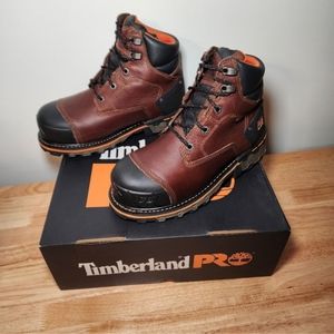 Timberland Boondock Composite work boots size 7
